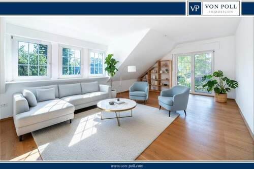 Titelbild - Großzügige 4-Zimmer-DG-Wohnung im Zweifamilienhaus 
