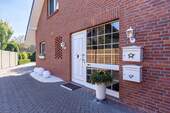 Hauseingang - 4 Zimmer Etagenwohnung zum Kaufen in Gütersloh