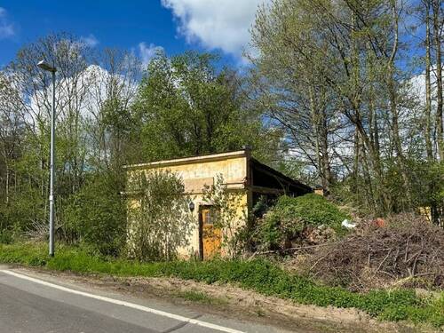 Vorhandener Baukörper - von Ost - 