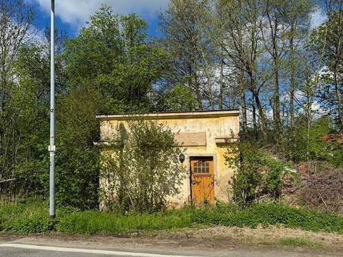 Vorhandener Baukörper - von Südost - Grundstück in Rosenbach