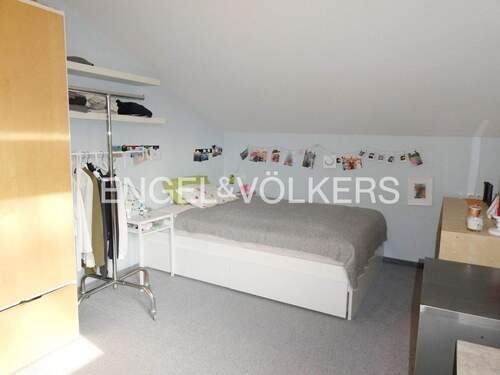 Zweites Schlafzimmer im DG - 