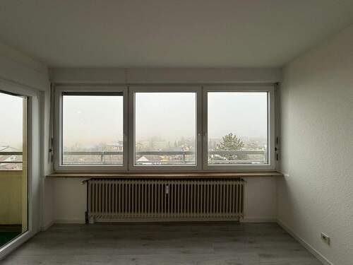 Helles Wohnzimmer - 2 Zimmer Etagenwohnung in Rielasingen-Worblingen