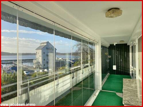 Kaltwintergarten, unterteilt in zwei Segmente - 