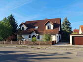 Hausansicht Nord-Westseite - Stilvolles Zweifamilienhaus in Stein (Deutenbach) bei Nürnberg - provisionsfrei -