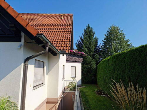 Ostseite - 7 Zimmer Mehrfamilienhaus, Wohnhaus zum Kaufen in Stein