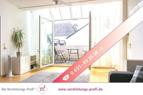 Wohnzimmer mit Balkon - Moderne und helle 3 ZKB in Trier Süd!!! Mit Balkon und Tageslichtbad