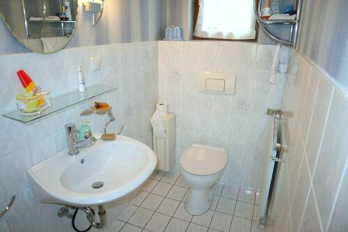 Tageslicht-Gästetoilette - 