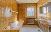 Badezimmer (EG) - 