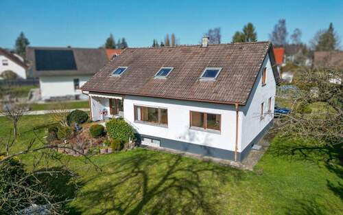 Süd-Ost-Ansicht - 7 Zimmer Einfamilienhaus zum Kaufen in VS-Weigheim