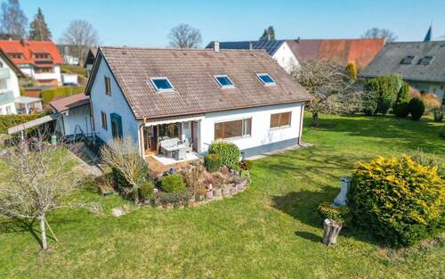 Süd-West-Ansicht - 7 Zimmer Einfamilienhaus in VS-Weigheim