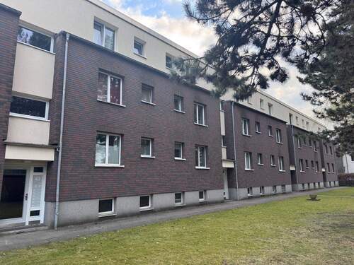 Ansicht hinten - 2 Zimmer Etagenwohnung zur Miete in Hamburg