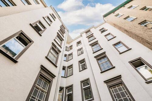 Fassade Innenhof - Wohn- und Geschäftshaus in charmanter Ecklage im beliebten Bergmannkiez