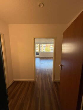 Bild 1 - Helle, renovierte 2,5-Zimmer-Wohnung in Osnabrück-Wüste