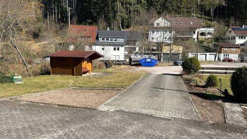 Garten - Mehrfamilienhaus, Wohnhaus mit 208,00 m² in Schramberg-Tennenbronn zum Kaufen