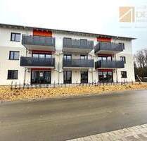 ERSTBEZUG! 3-Zimmerwohnung, Erdgeschoss - Neubau, mit Terrasse und 2 Stellplätzen in Gerolzhofen