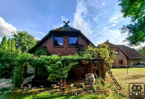 LANDLIEBE PUR: CHARMANTES ZWEIFAMILIENHAUS - 1 Zimmer Einfamilienhaus in Bispingen