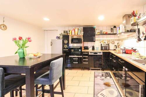 Küche - 8 Zimmer Einfamilienhaus in Groß-Umstadt