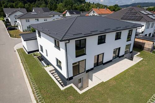 Außenansicht (Anliegerwohnung) - 5 Zimmer Doppelhaushälfte zum Kaufen in Simbach am Inn