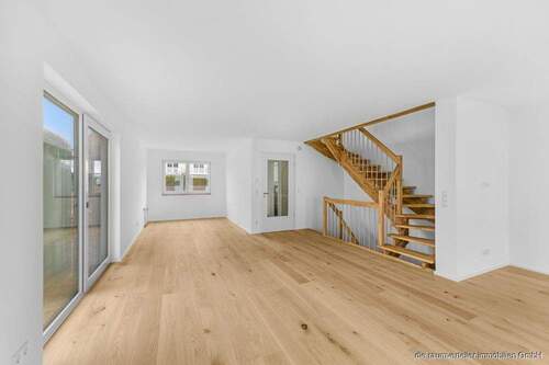 Visualisierung Wohn- und Essbereich - 4 Zimmer Reihenendhaus in Bruckmühl