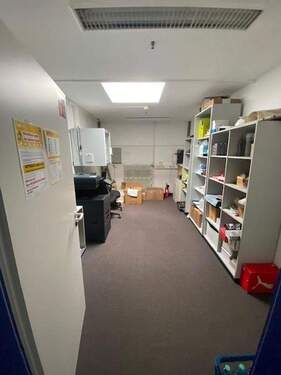 Lagerräumlichkeit - 