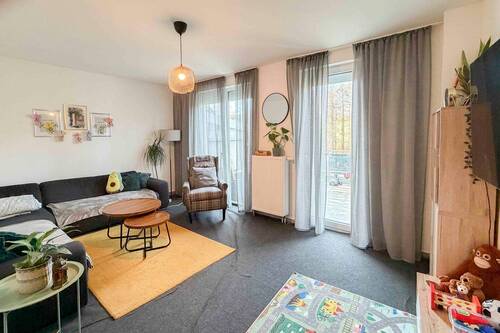 Titelbild - Bezugfertiges Familienhaus mit großem Garten, Dachterrasse & Einbauküche - 2017 umfassend saniert