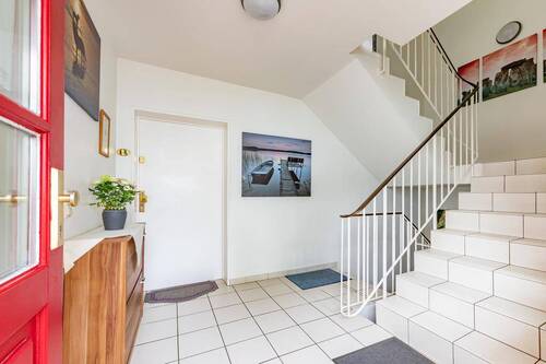 Eingangsbereich - Mehrfamilienhaus, Wohnhaus mit 157,00 m&sup2; in Reinbek zum Kaufen