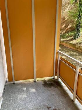 Balkon (2) - Etagenwohnung mit 54,50 m&sup2; in Gera zur Miete