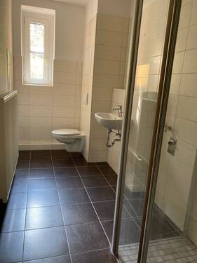 Bad mit Dusche (1) - 