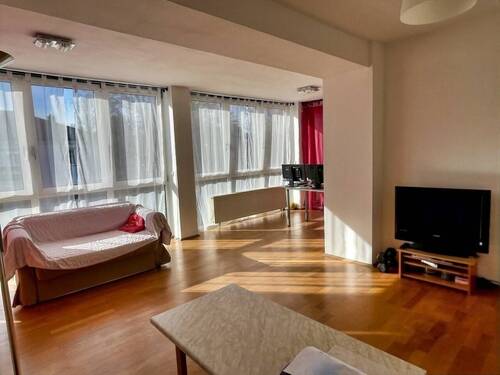 Wohnzimmer - Helle Wohnung mit Wintergarten in Feldkirchen bei München