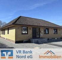 Geräumiger Bungalow mit ansprechendem Grundriss - Eggebek