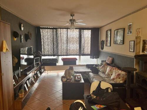 Wohnzimmer - 5 Zimmer Etagenwohnung zum Kaufen in Mönchengladbach