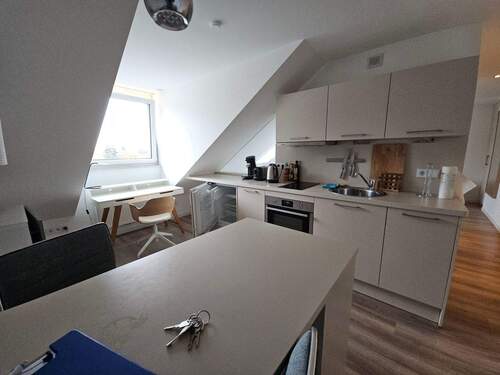 20240930_122008 - +++ Einzugsbereite, vollausgestattete und hochwertige 1,5-Zi.-DG-Whg +++