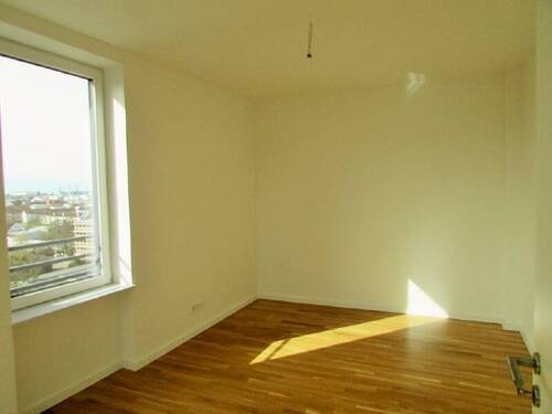 Zimmer 2 - 