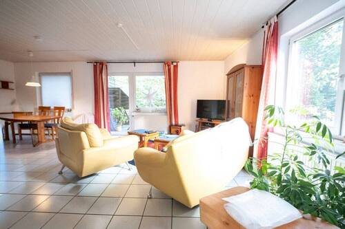 Offener Wohn- und Essbereich - Etagenwohnung mit 84,70 m² in Fränkisch-Crumbach zum Kaufen