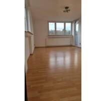 Provisionsfrei: top vermietete 3-Zi. ETW mit EBK, 2 Loggien + TG-Platz in Poppelsdorf - Bonn