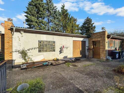 Garage - 5 Zimmer Doppelhaushälfte in Hannover