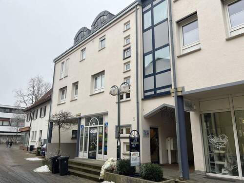 Außen - 3 Zimmer Etagenwohnung zum Kaufen in Laichingen