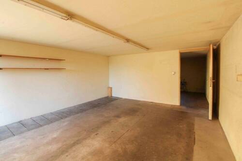 Garage - 
