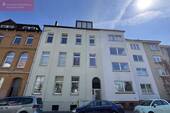 Hausansicht - Charmante Altbauwohnung in begehrter Lage