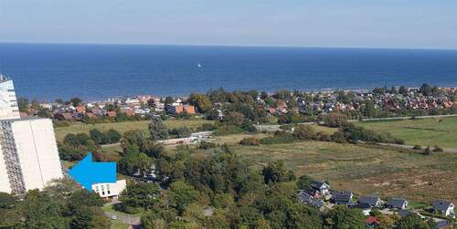 Drohnenbild - Möblierte 1-Zimmer-Whg. mit Stellplatz und Balkon, 500m zum Strand HolmKalifornien