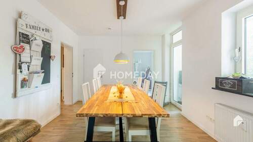 Esszimmer 1 - Große 5-Zimmer Wohnung mit Sonnenbalkon