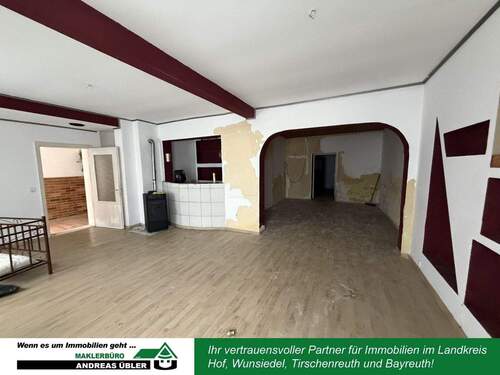 Wohn-Essbereich EG - 1 Zimmer Mehrfamilienhaus, Wohnhaus zum Kaufen in Rehau