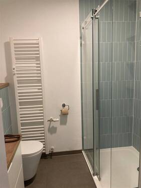 Duschbadezimmer - 