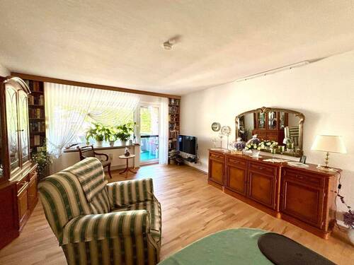 Wohn- und Esszimmer - 