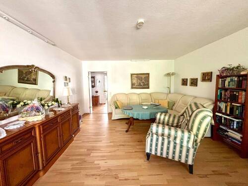 Wohn- und Esszimmer - 