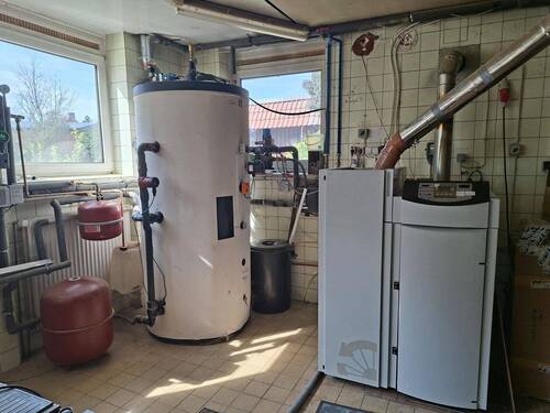 Warmwasserpuffer v. Sonnenkollekt. - 