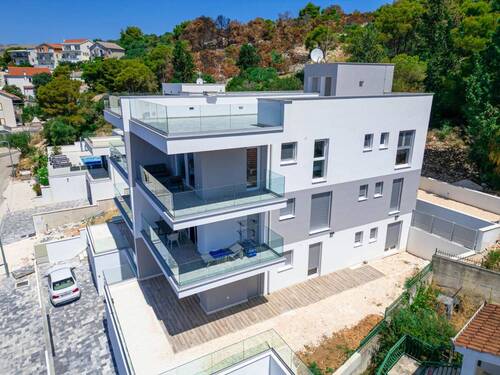 Außenansicht - 3 Zimmer Etagenwohnung zum Kaufen in Trogir