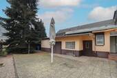 Hinterhof - 5 Zimmer Reihenendhaus zum Kaufen in Willich