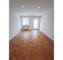 Provisionsfrei * unbewohnt * möbliert * 1-Zi-Apartment Au-Haidhausen KEIN Erbbaurecht - München - Au-Haidhausen