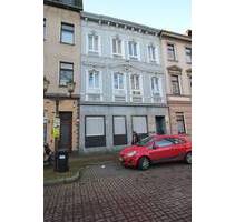 DU , Dellpl.25, 2.OG, 85 m², 2 Zi, Flur, Küche, Bad,Balkon,zusätzl.ein App. 1 Zi.,Flur,WC,1 gr.Einbauschrank - Duisburg Dellviertel